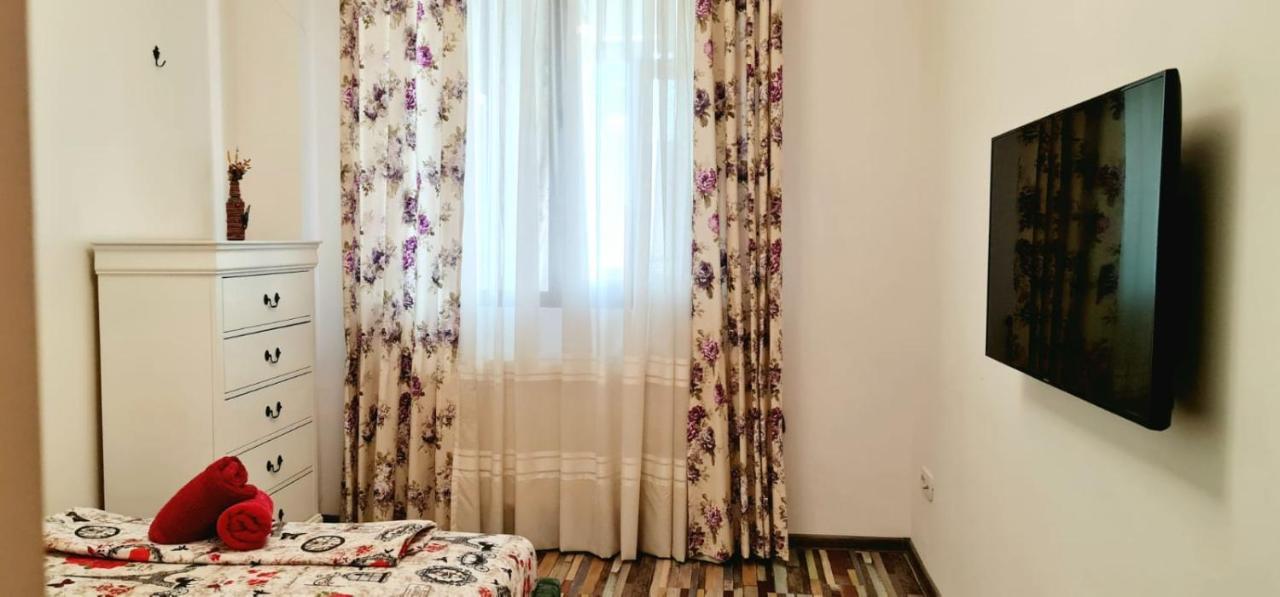 Palas View Apartments Near Palas Mall Ясси Екстер'єр фото